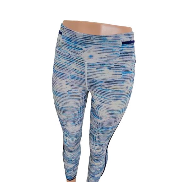 Lululemon Real‎ Quick Tight Blurry Belle Multi Hero Blue Size 4 – Luxtreme Crop - Picture 16 of 16